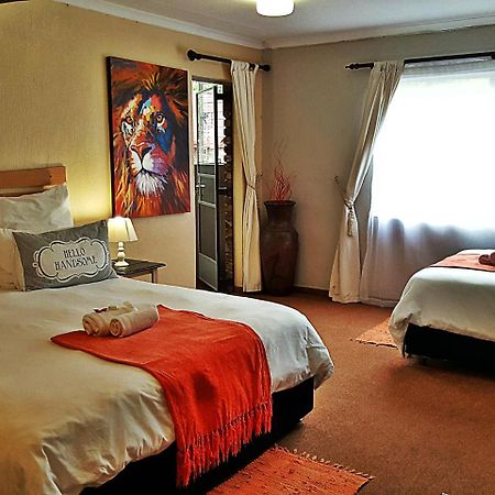 Midrand Guesthouse - Tasa Luaran gambar
